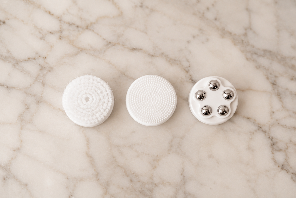 Quad-Treatment Facial Brush